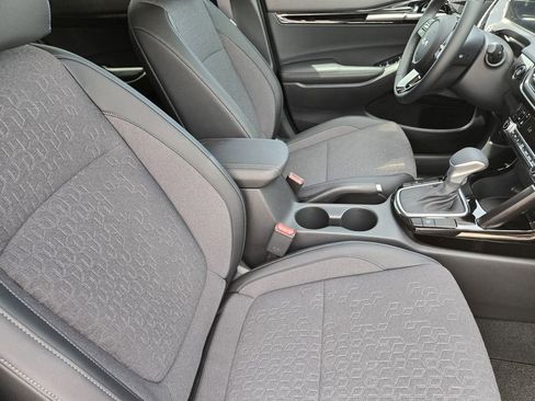 New 2026 Kia Seltos S FWD image 11