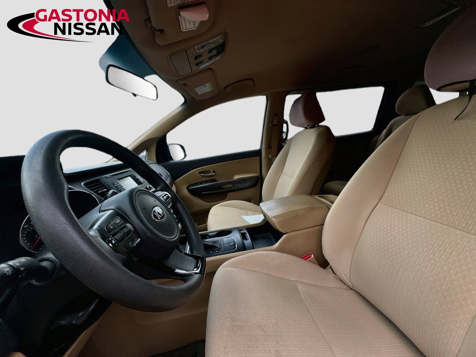 Used 2017 Kia Sedona LX FWD image 26