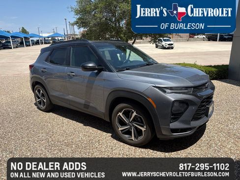Used 2022 Chevrolet TrailBlazer RS FWD image 4