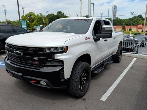 Used 2019 Chevrolet Silverado 1500 LT Trail Boss AWD/4WD image 1