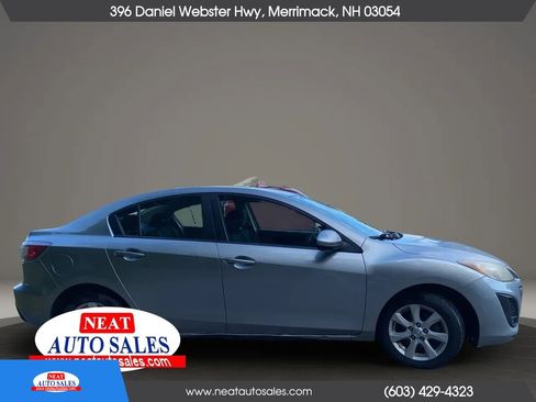 Used 2010 MAZDA MAZDA3 i Touring FWD image 4