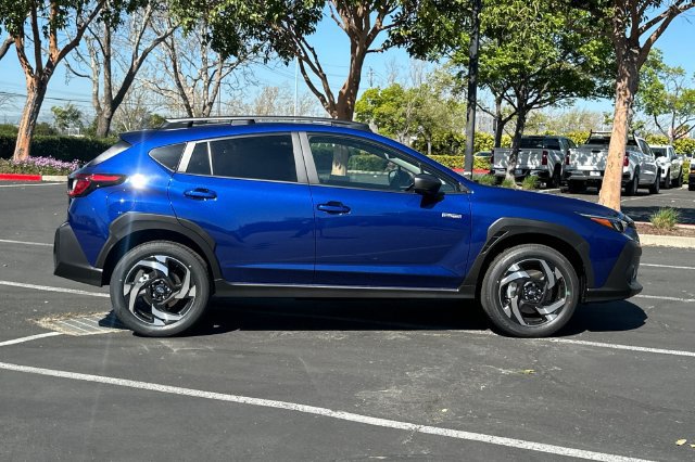 New 2026 Subaru Crosstrek 2.5i Limited AWD/4WD image 3