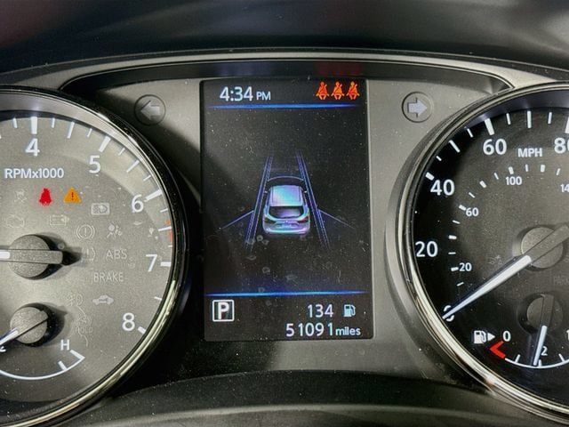 Used 2022 Nissan Rogue Sport SV FWD image 12