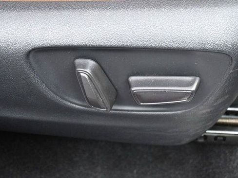 Used 2024 Toyota Grand Highlander AWD Hybrid image 38