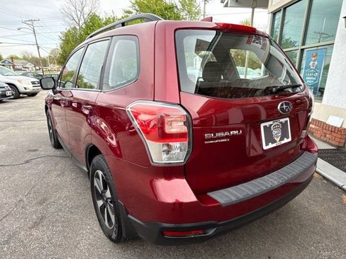 Used 2018 Subaru Forester 2.5i w/ Alloy Wheel Package AWD/4WD image 7