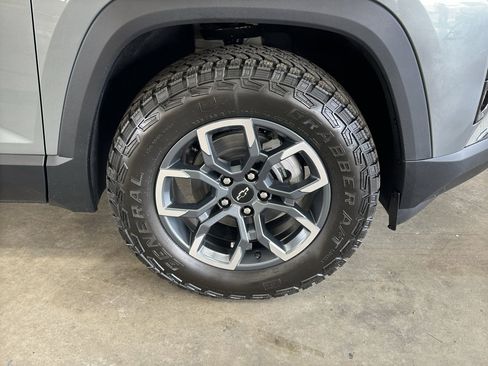New 2026 Chevrolet Equinox ACTIV AWD/4WD image 6
