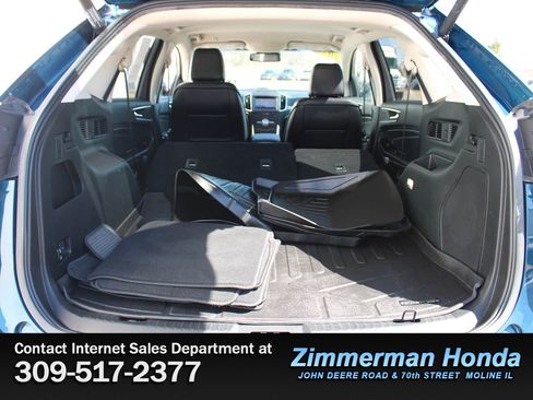 Used 2020 Ford Edge Titanium image 7