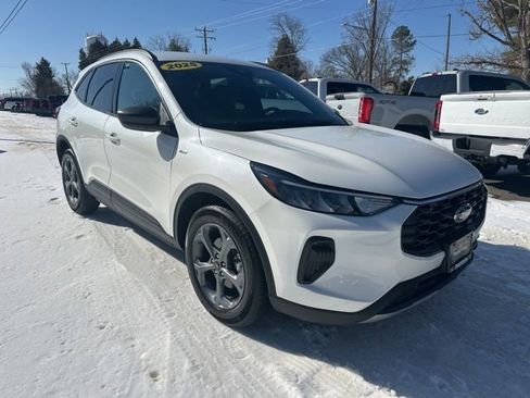 Used 2025 Ford Escape ST-Line w/ Tech Pack #1 image 28
