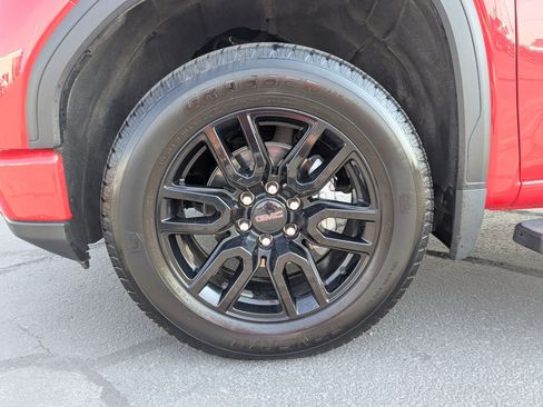 Used 2024 GMC Sierra 1500 Elevation w/ Preferred Package AWD/4WD image 36