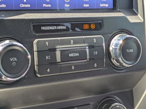 Used 2020 Ford F250 Lariat w/ Lariat Value Package image 8