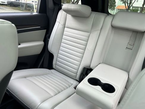 Certified 2018 Jeep Grand Cherokee Limited image 13