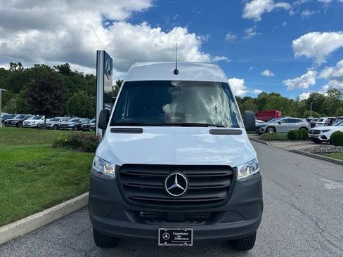 Used 2026 Mercedes-Benz Sprinter 2500 image 8