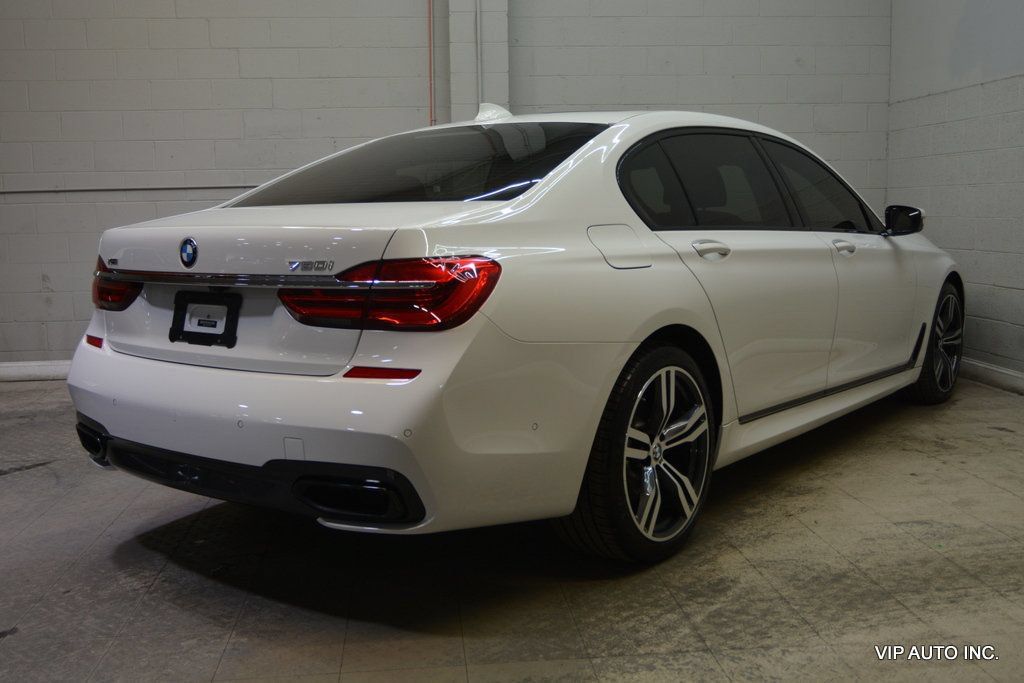 Used 2017 BMW 750i xDrive AWD/4WD image 4