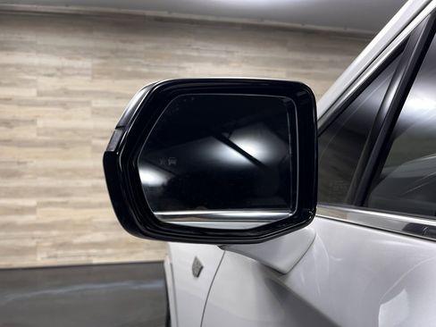 Used 2022 Cadillac XT6 Premium Luxury image 29