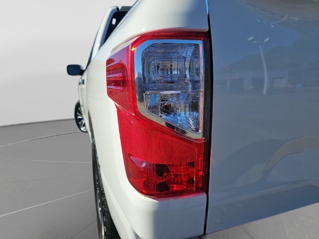 Used 2024 Nissan Titan SV w/ Accessory Utility Package AWD/4WD image 33