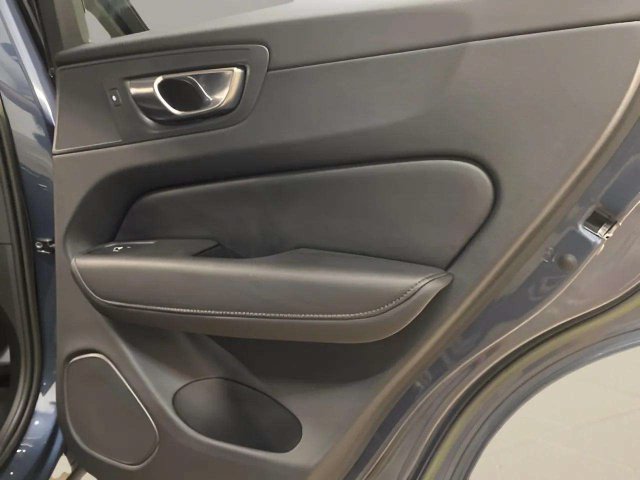 Used 2023 Volvo XC60 B5 Plus w/ Climate Package AWD/4WD image 69