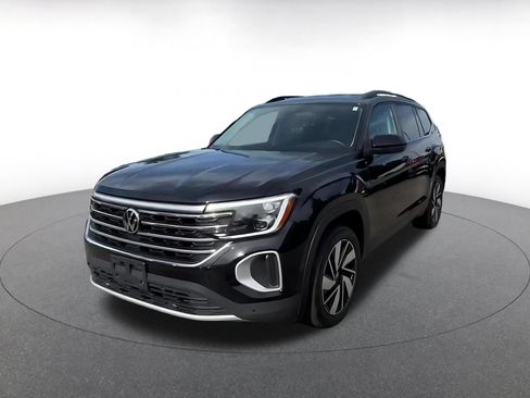 Used 2025 Volkswagen Atlas SE AWD/4WD image 7