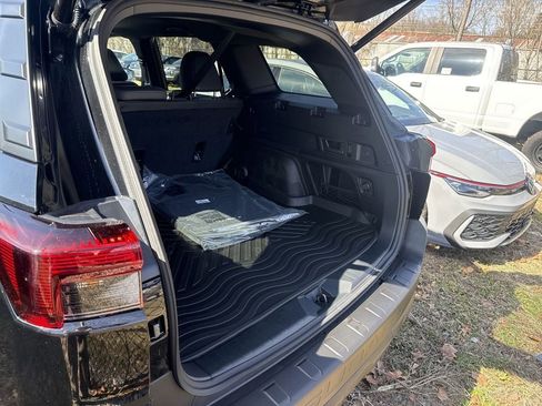 New 2026 Subaru Outback Limited AWD/4WD image 43