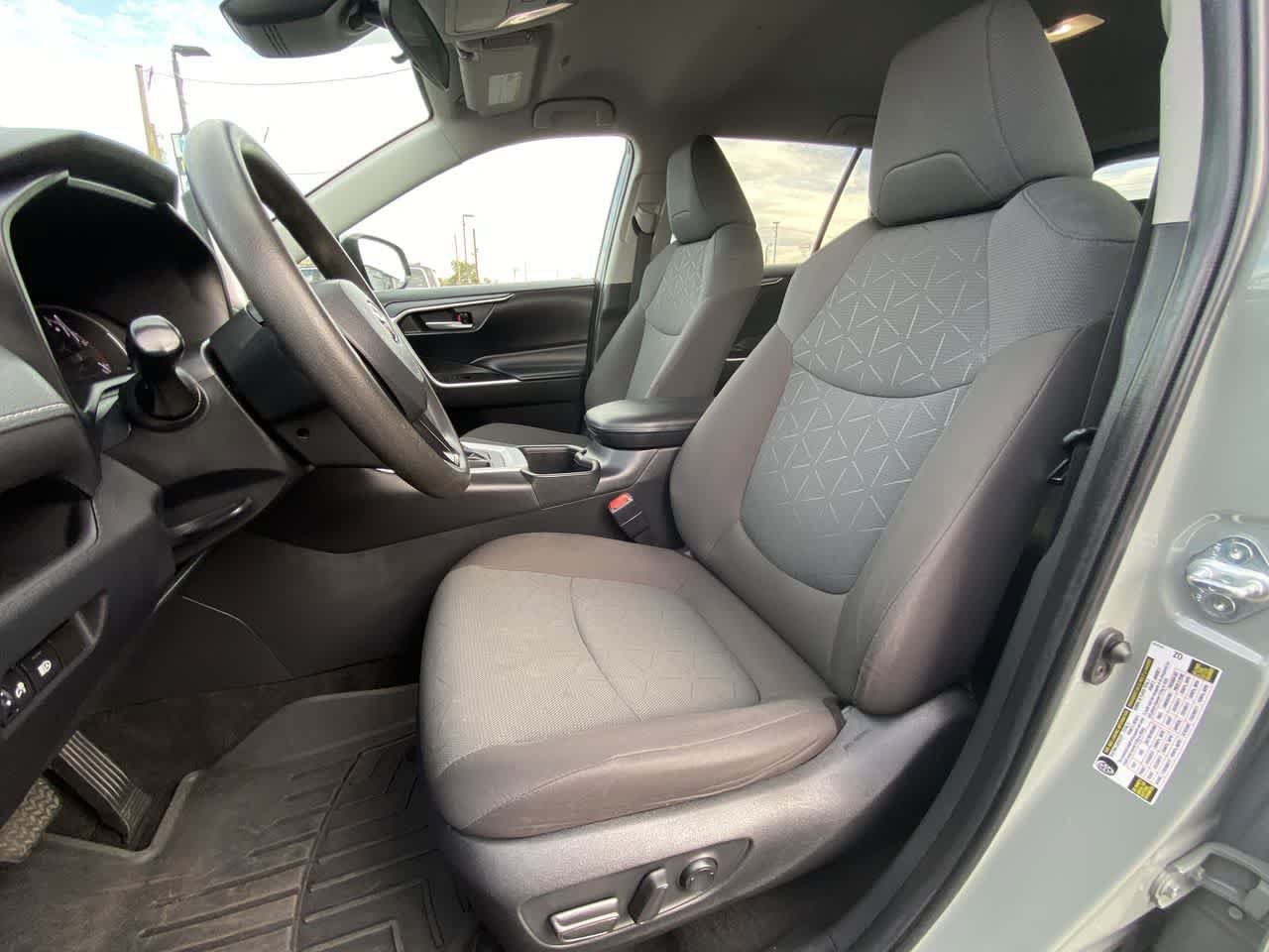Certified 2023 Toyota RAV4 XLE AWD/4WD image 11