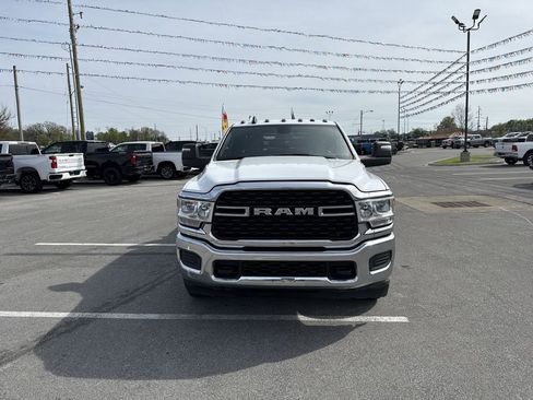 Used 2024 RAM 3500 SLT w/ Quick Order Package 2YG SLT AWD/4WD image 16