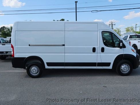 Used 2024 RAM ProMaster 2500 w/ Convenience Group FWD image 6