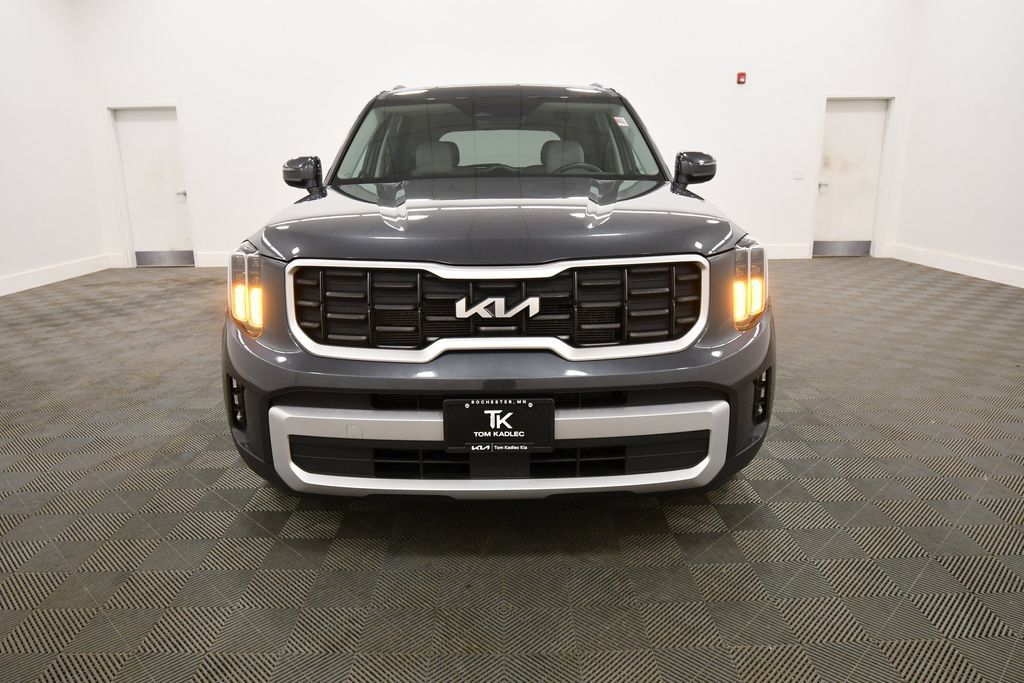 Certified 2024 Kia Telluride S AWD/4WD image 11