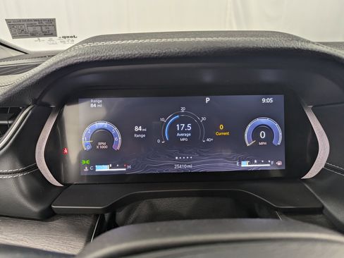 Used 2022 Jeep Grand Cherokee Limited image 17