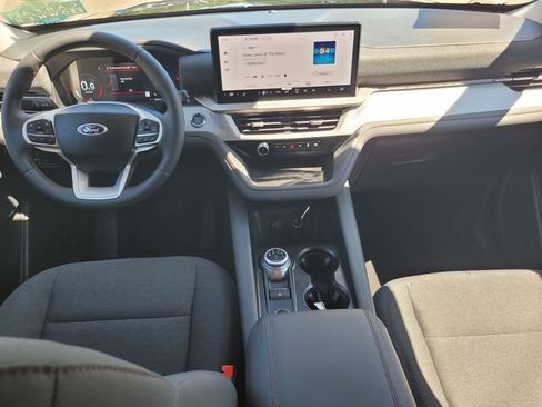 Certified 2026 Ford Explorer Active RWD image 14