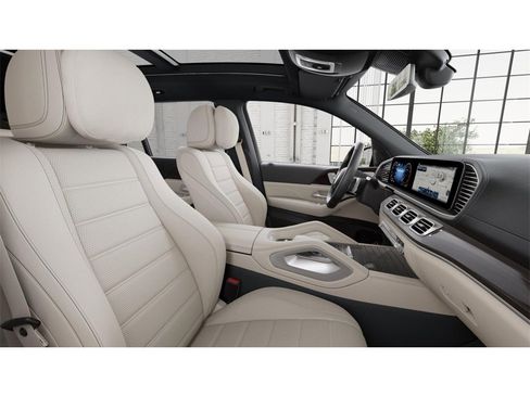 New 2026 Mercedes-Benz GLS 450 4MATIC image 4