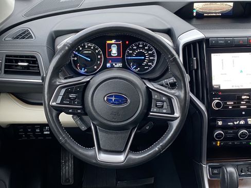 Used 2022 Subaru Ascent Touring image 10