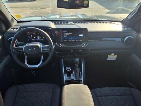 Certified 2024 Chevrolet Colorado Z71 w/ Z71 Convenience Package 2 image 3