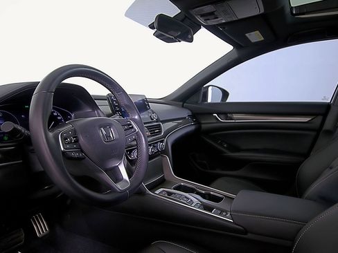 Used 2022 Honda Accord Sport image 21