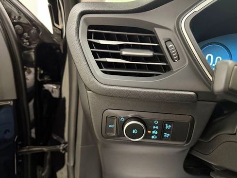 Used 2025 Ford Escape Platinum AWD/4WD image 15