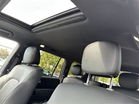 Certified 2024 Nissan Armada SL w/ Midnight Edition Package image 34