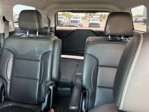 Used 2020 GMC Acadia SLT w/ Premium Package FWD image 13
