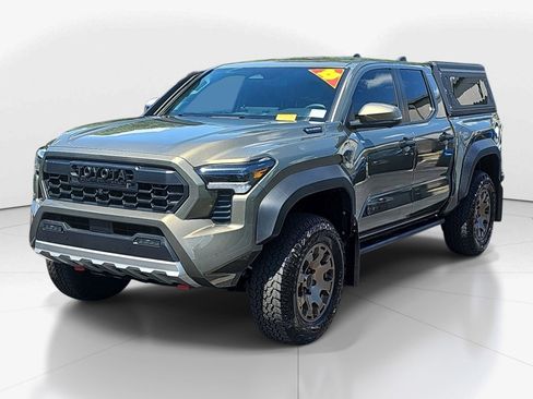 Used 2025 Toyota Tacoma 4x4 Double Cab Hybrid w/ Tow Tech Package image 7