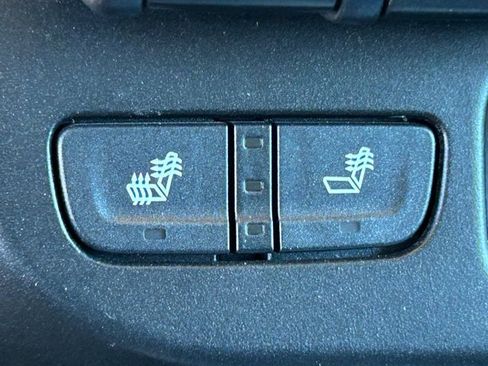 Used 2021 Chevrolet Colorado ZR2 w/ ZR2 Midnight Special Edition image 16