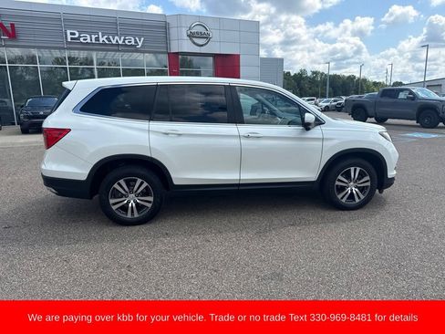Used 2017 Honda Pilot EX-L image 10