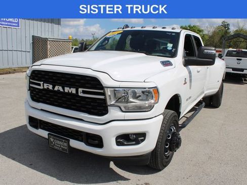 Used 2024 RAM 3500 Big Horn w/ Night Edition AWD/4WD image 3