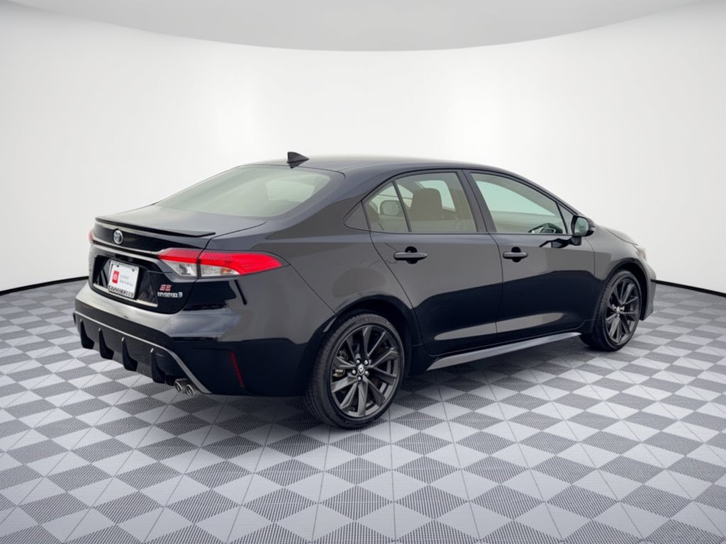 Certified 2024 Toyota Corolla SE FWD image 9