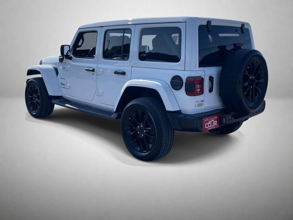 Used 2021 Jeep Wrangler Unlimited Sahara w/ Cold Weather Group AWD/4WD image 5