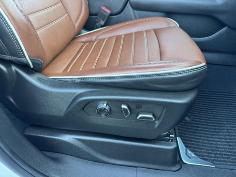 Certified 2023 GMC Yukon XL Denali Ultimate image 26