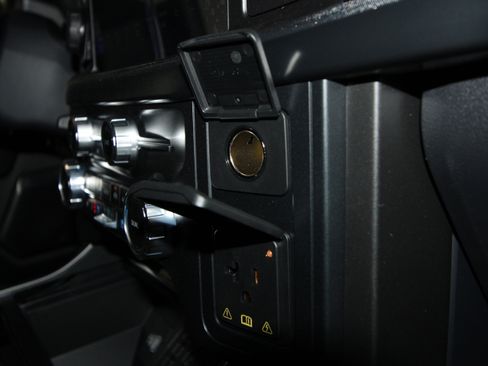 New 2025 Ford F150 Tremor w/ Equipment Group 402A High image 25