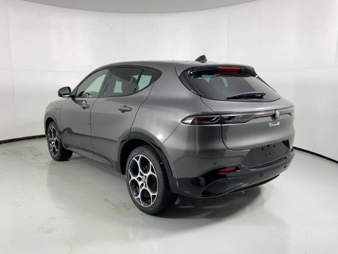 New 2025 Alfa Romeo Tonale w/ Premium Package image 13