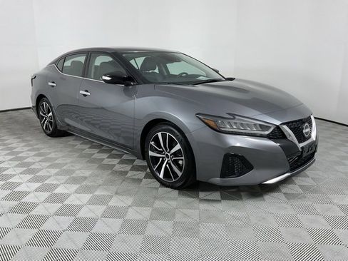 Used 2023 Nissan Maxima SV w/ Floor Mat Group image 3