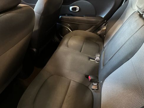 Used 2019 Kia Soul + FWD image 5