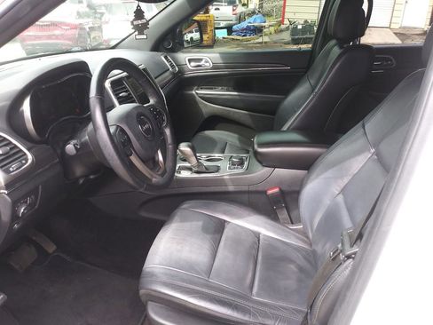 Used 2018 Jeep Grand Cherokee Limited image 5