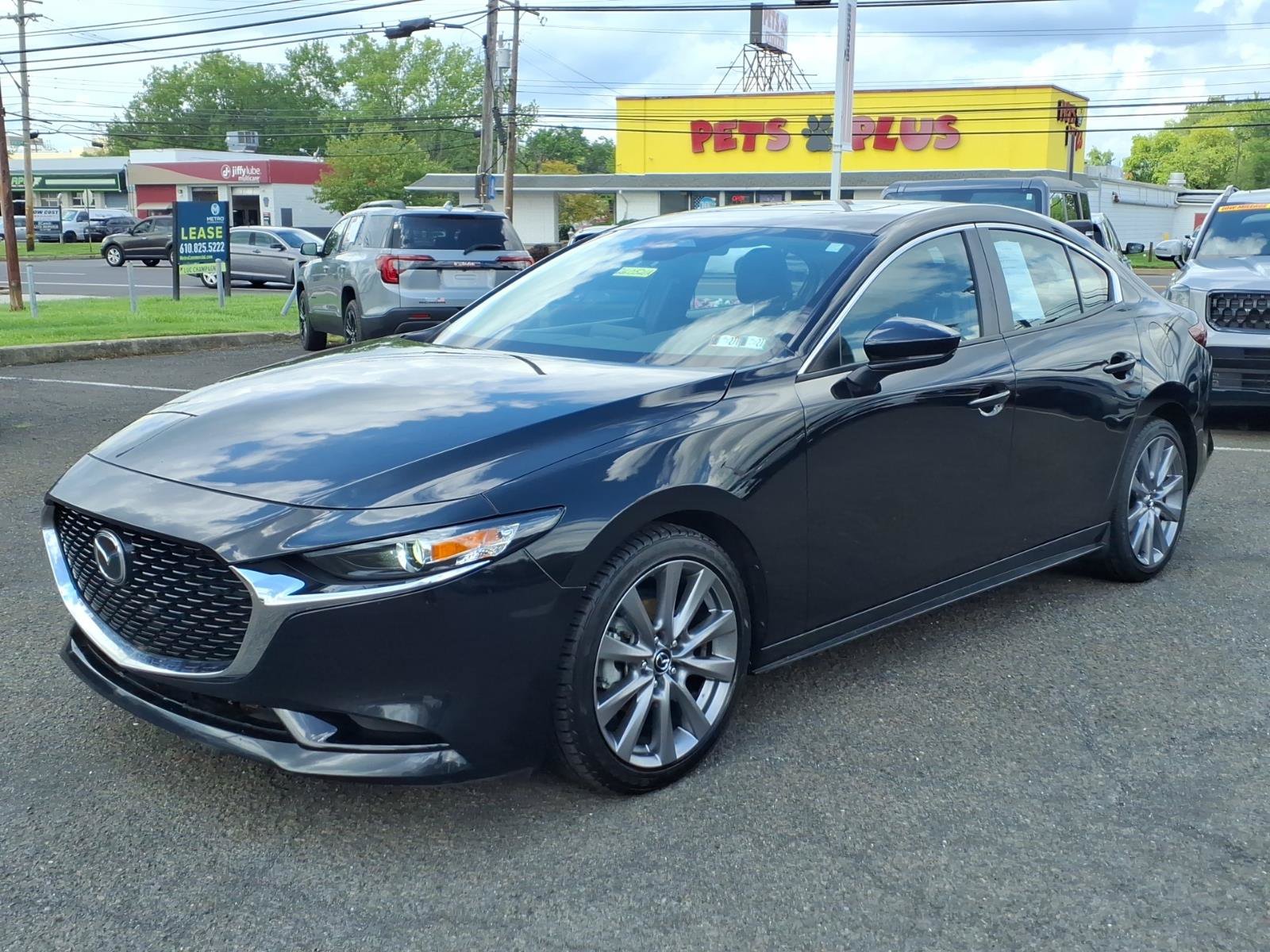 Used 2024 MAZDA MAZDA3 s FWD image 8