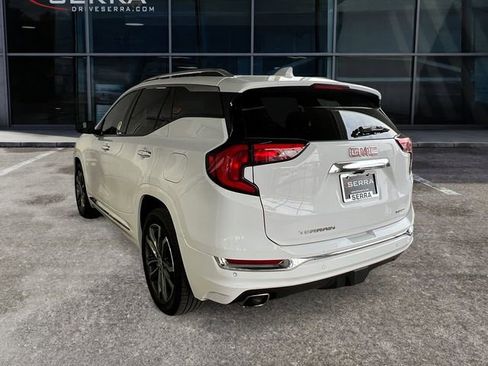 Used 2020 GMC Terrain Denali w/ Denali Premium Package AWD/4WD image 2