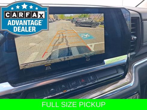 Used 2023 Chevrolet Silverado 1500 LT AWD/4WD image 19